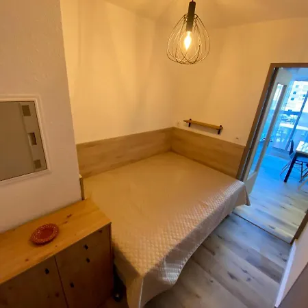 En Bord De Marina Appartement